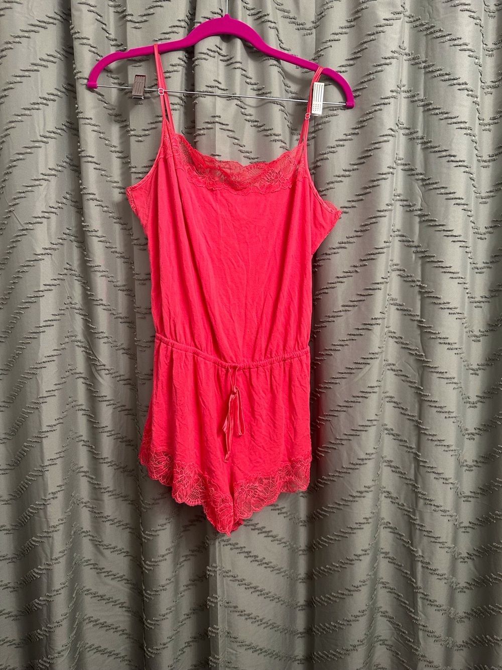 Victoria’s Secret chemise gown slip sleep sleepwear size M 
Salmon blush night g